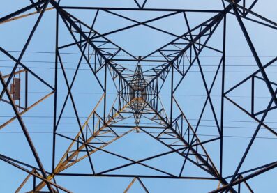 Energy flexibility for local grid operators